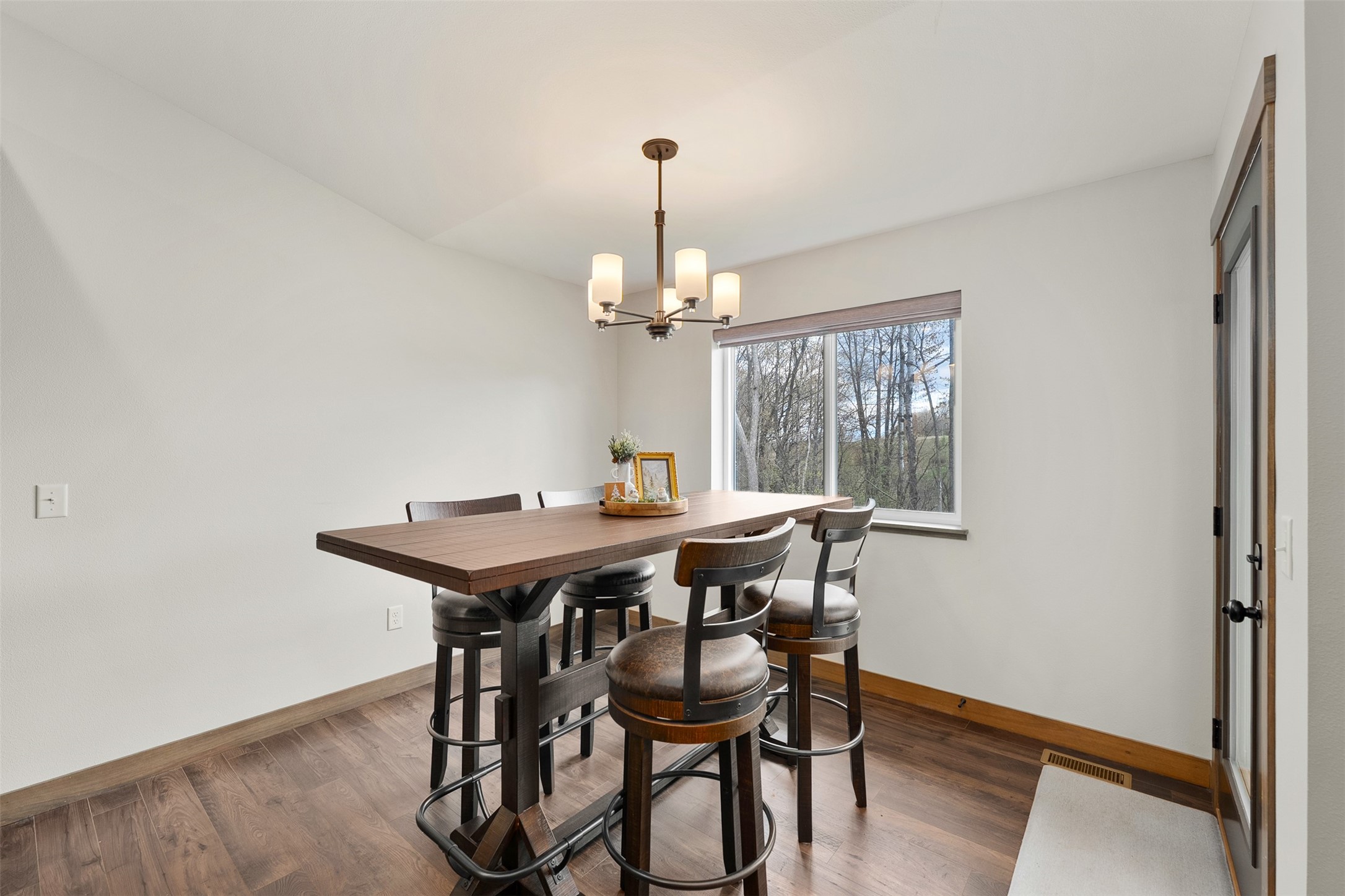 504 Hagman Street 26