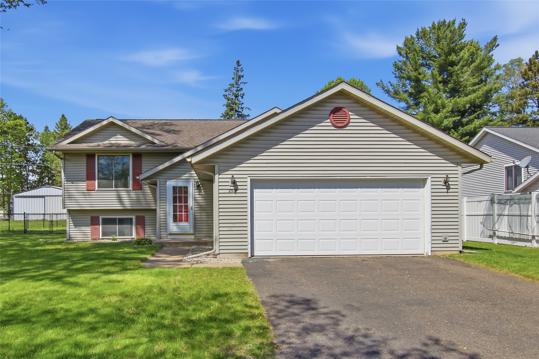 2518 Pine View Road