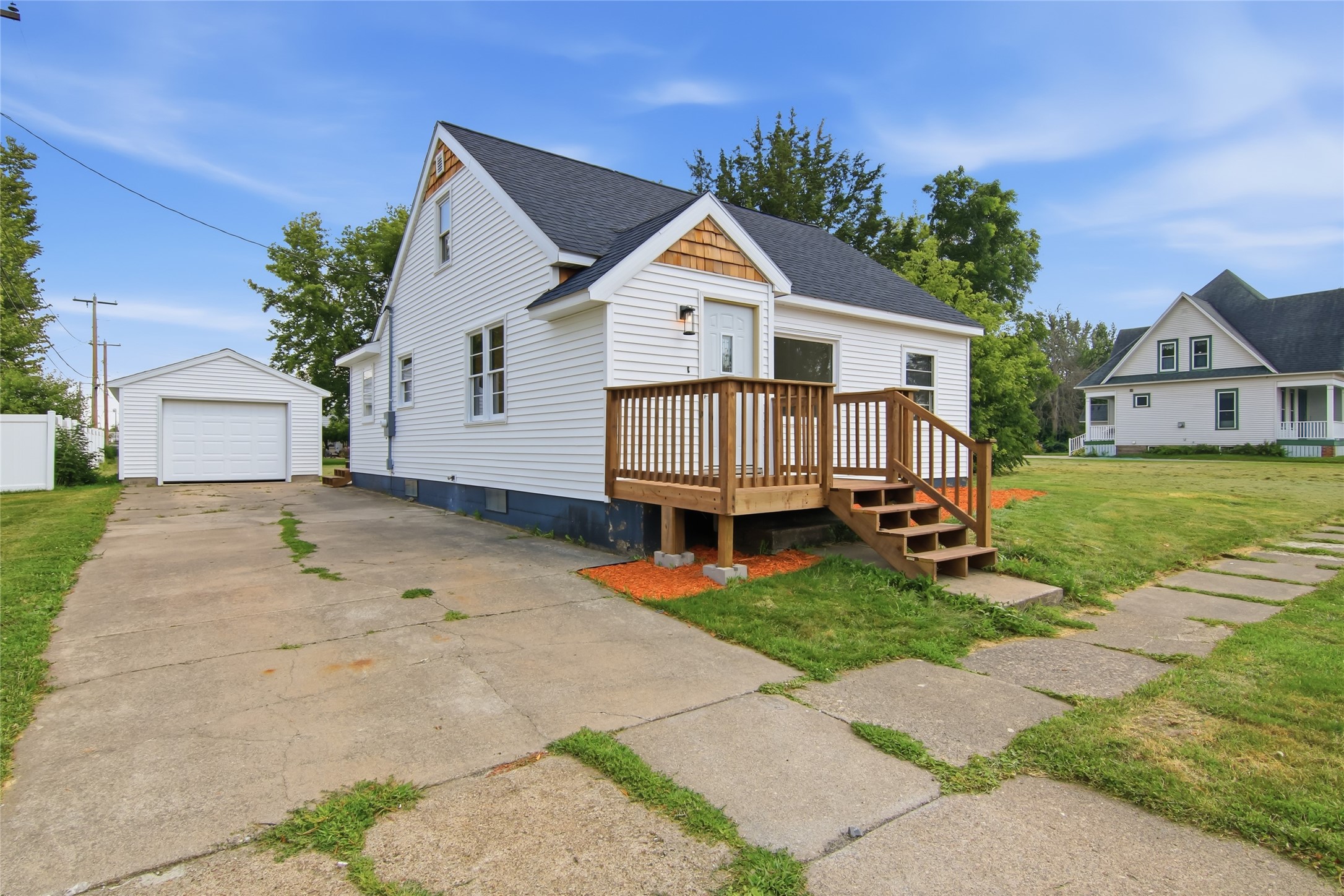 124 S Victory Street