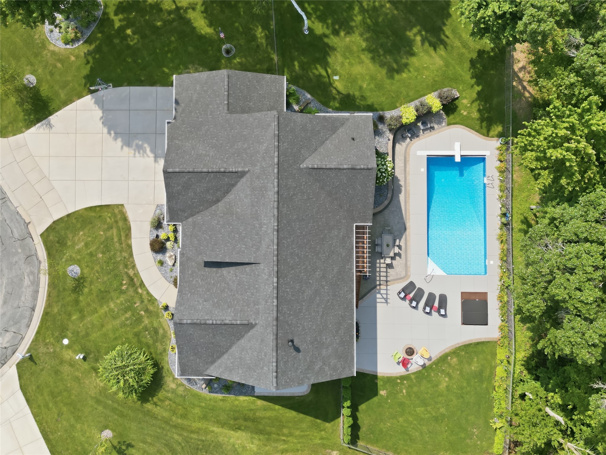4338 Heritage Drive