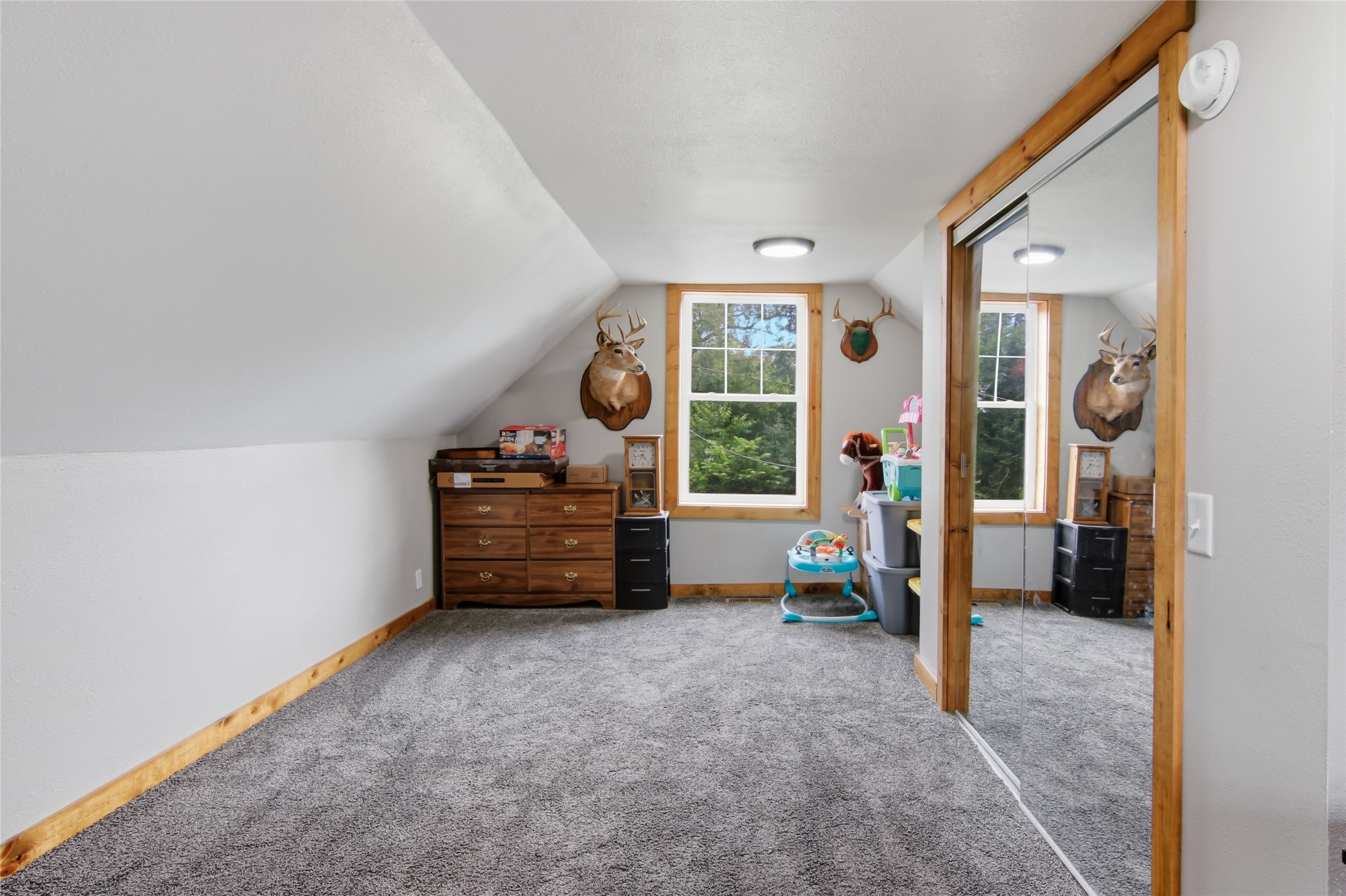 405 2nd Avenue W
