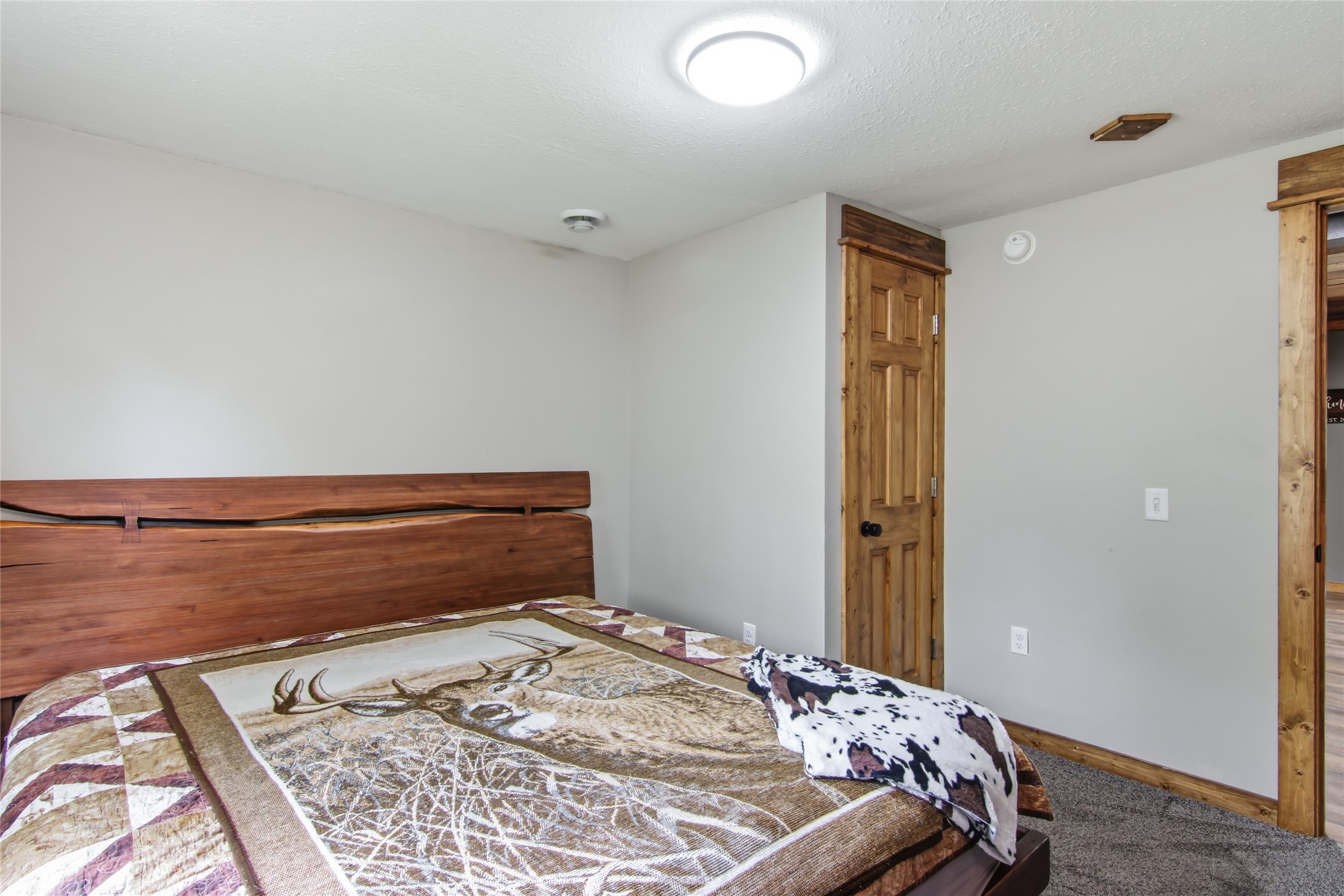 405 2nd Avenue W
