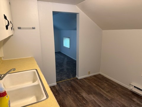 804 Ferry Street 1-2