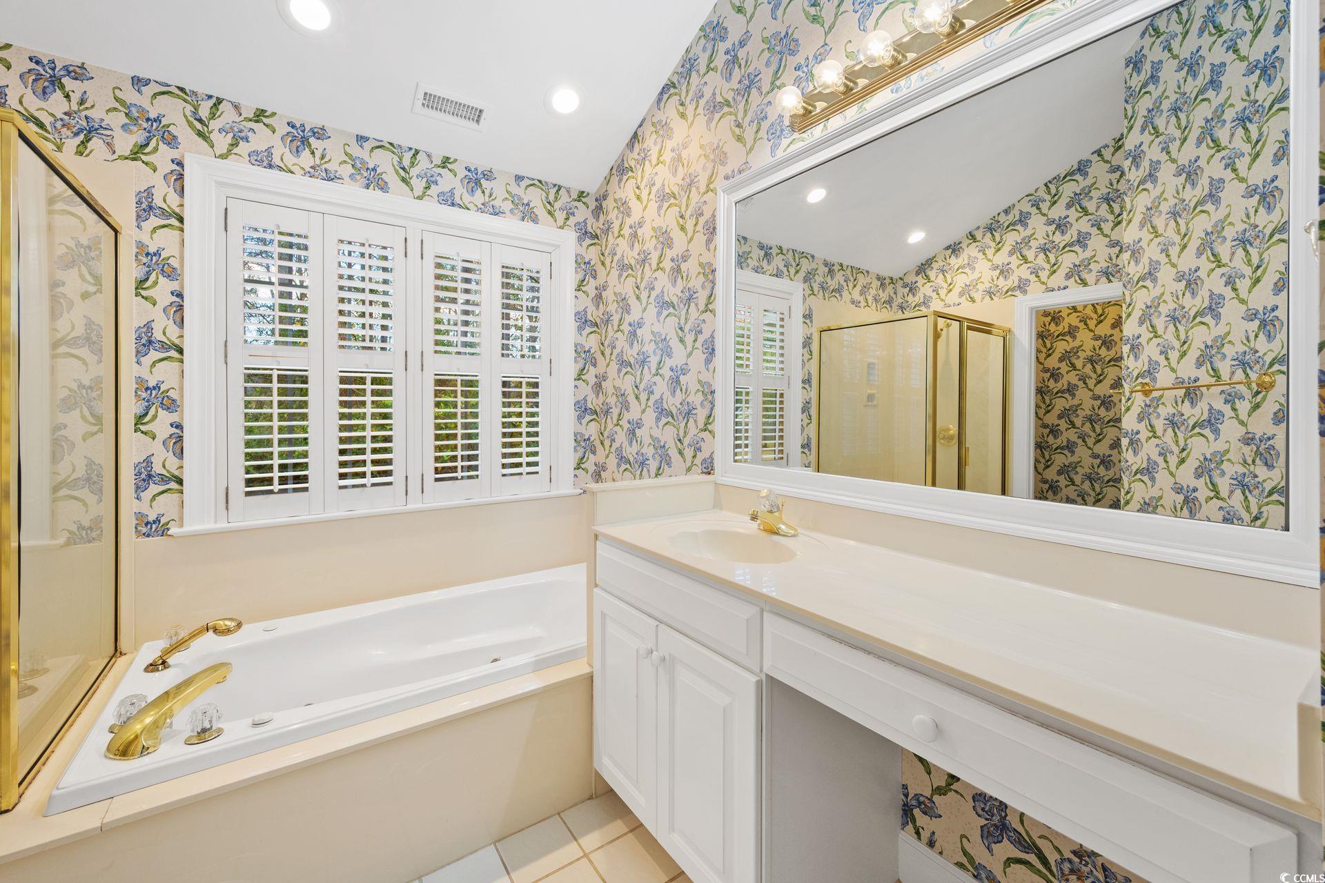 37 Sea Dollar Ln.