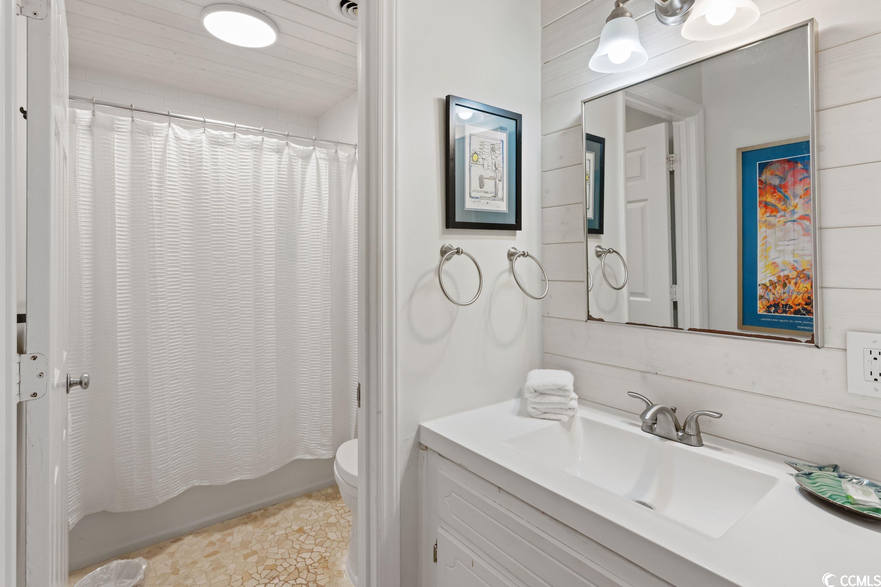 124 Pioneer Loop