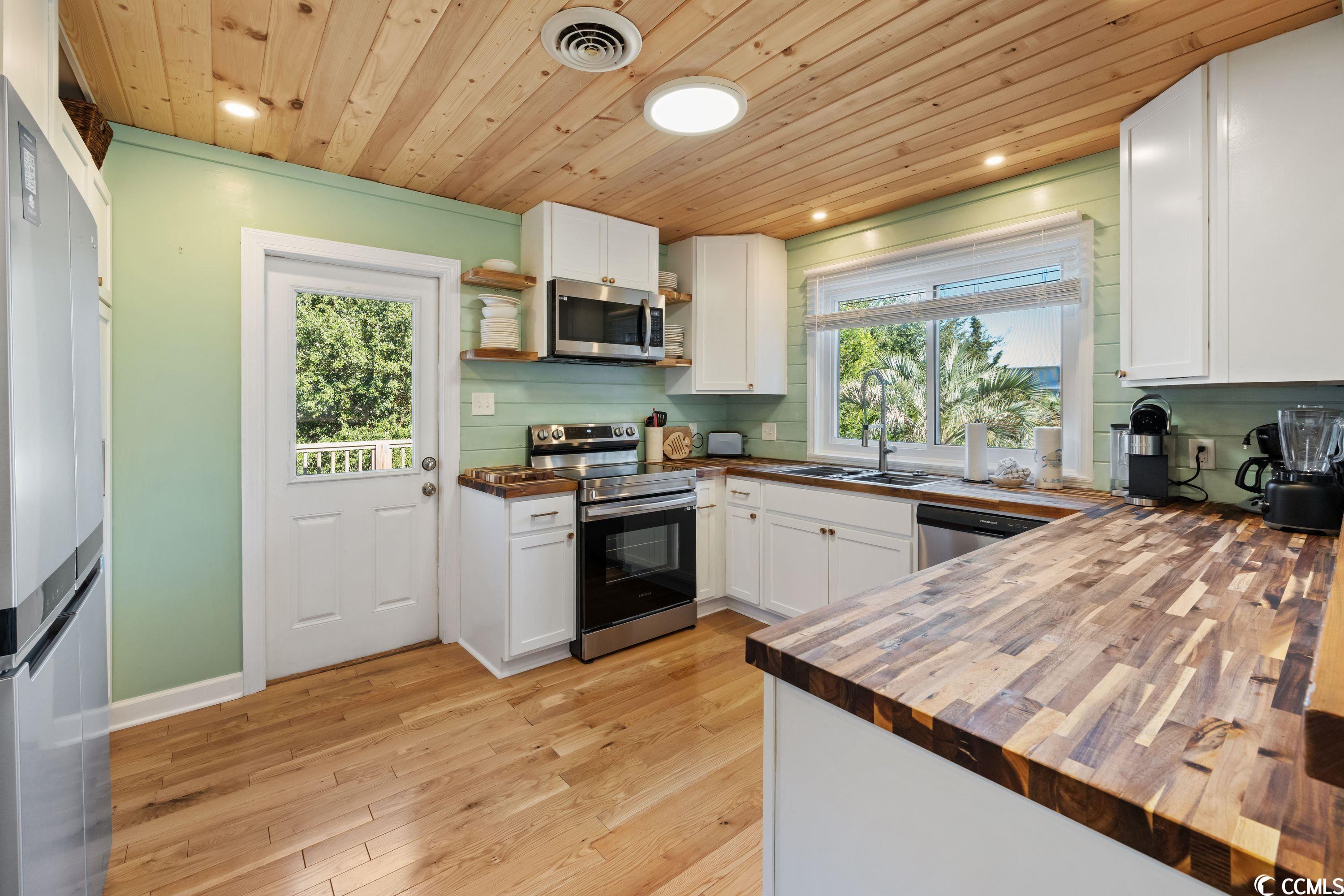124 Pioneer Loop
