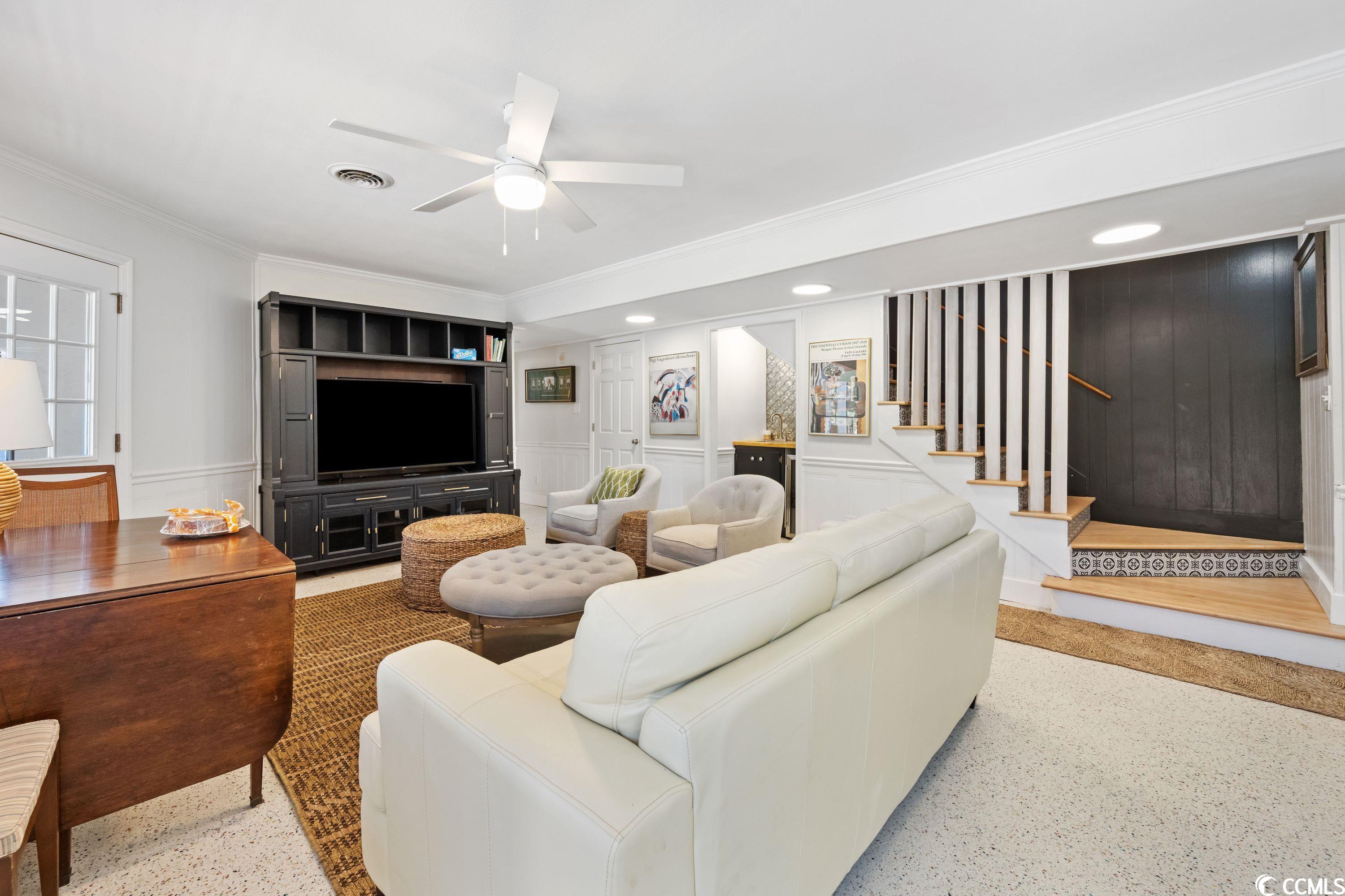 124 Pioneer Loop