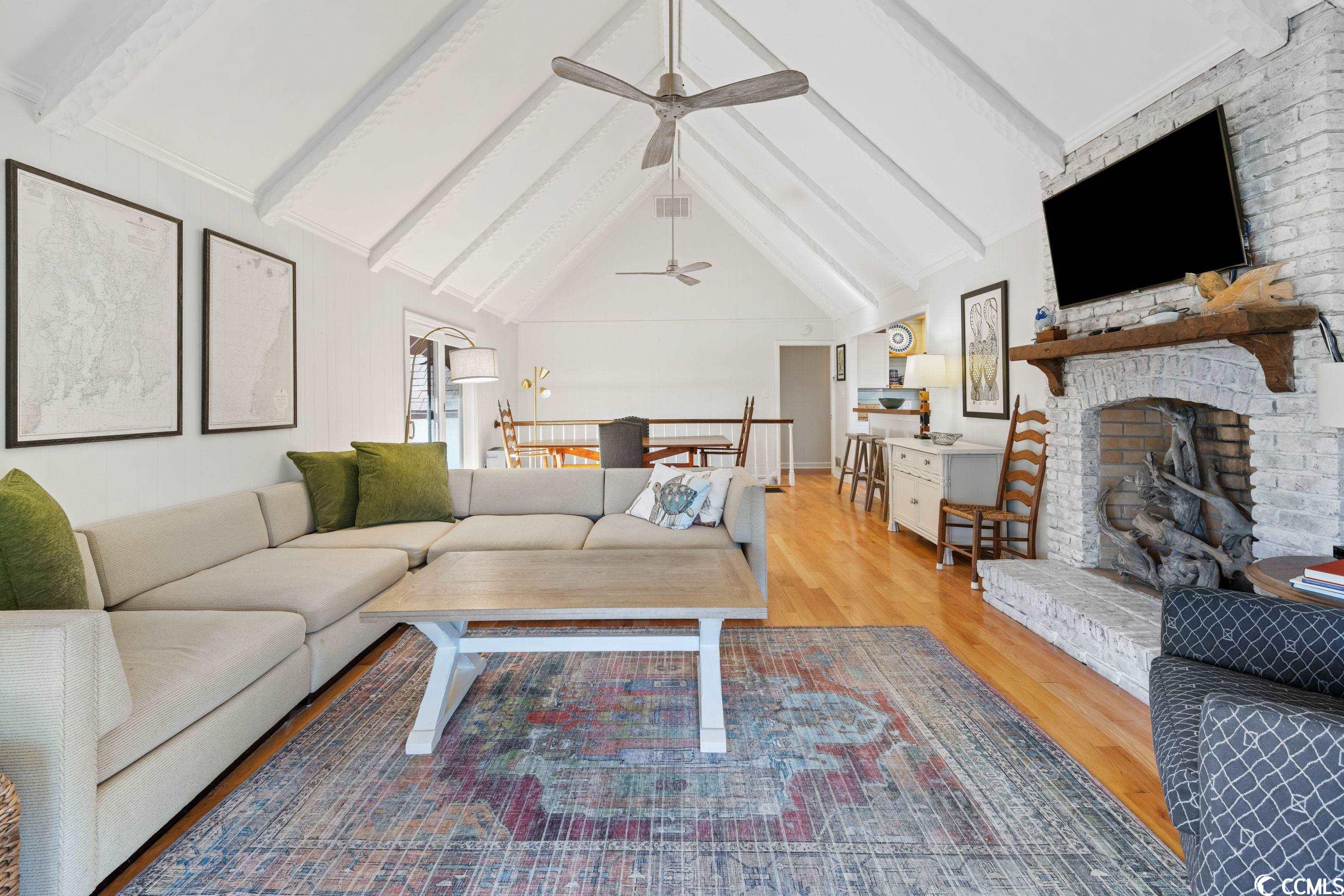 124 Pioneer Loop