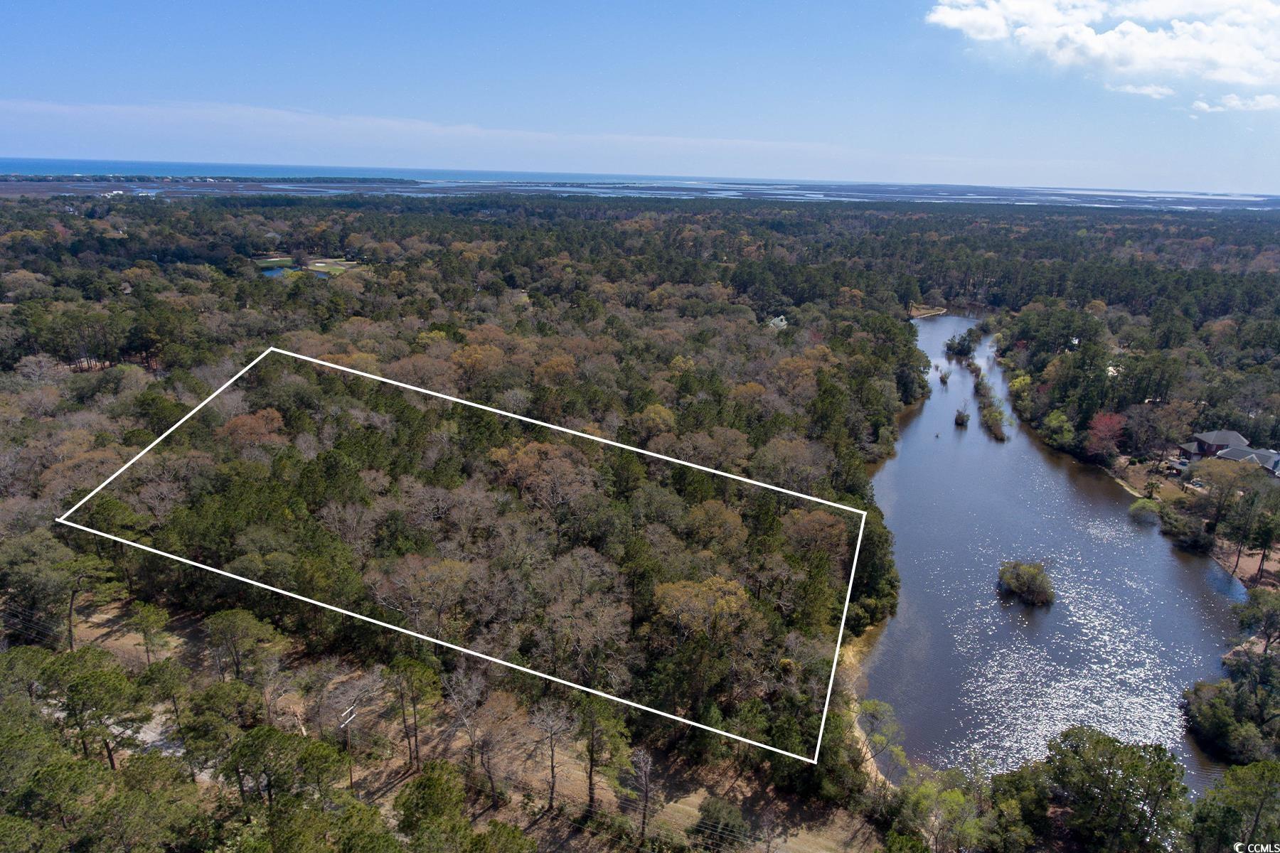 Lot 1A+1B Wallace Pate Dr.