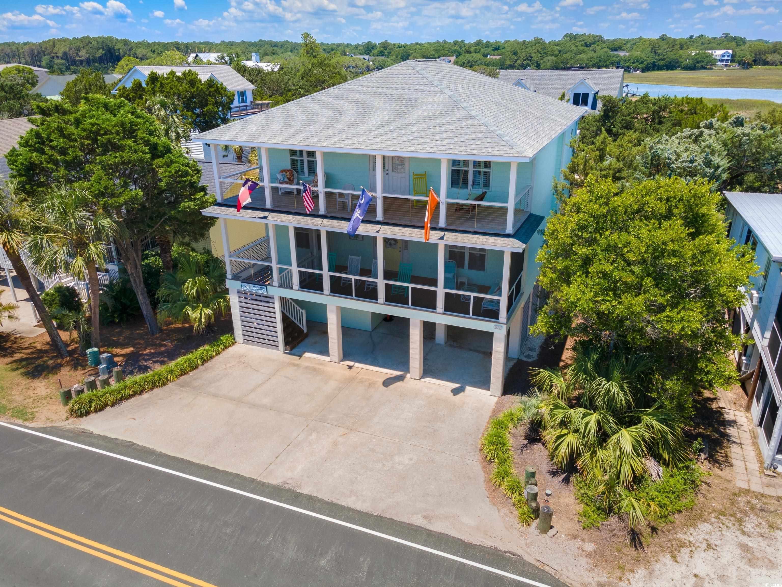 611 Doyle Ave.