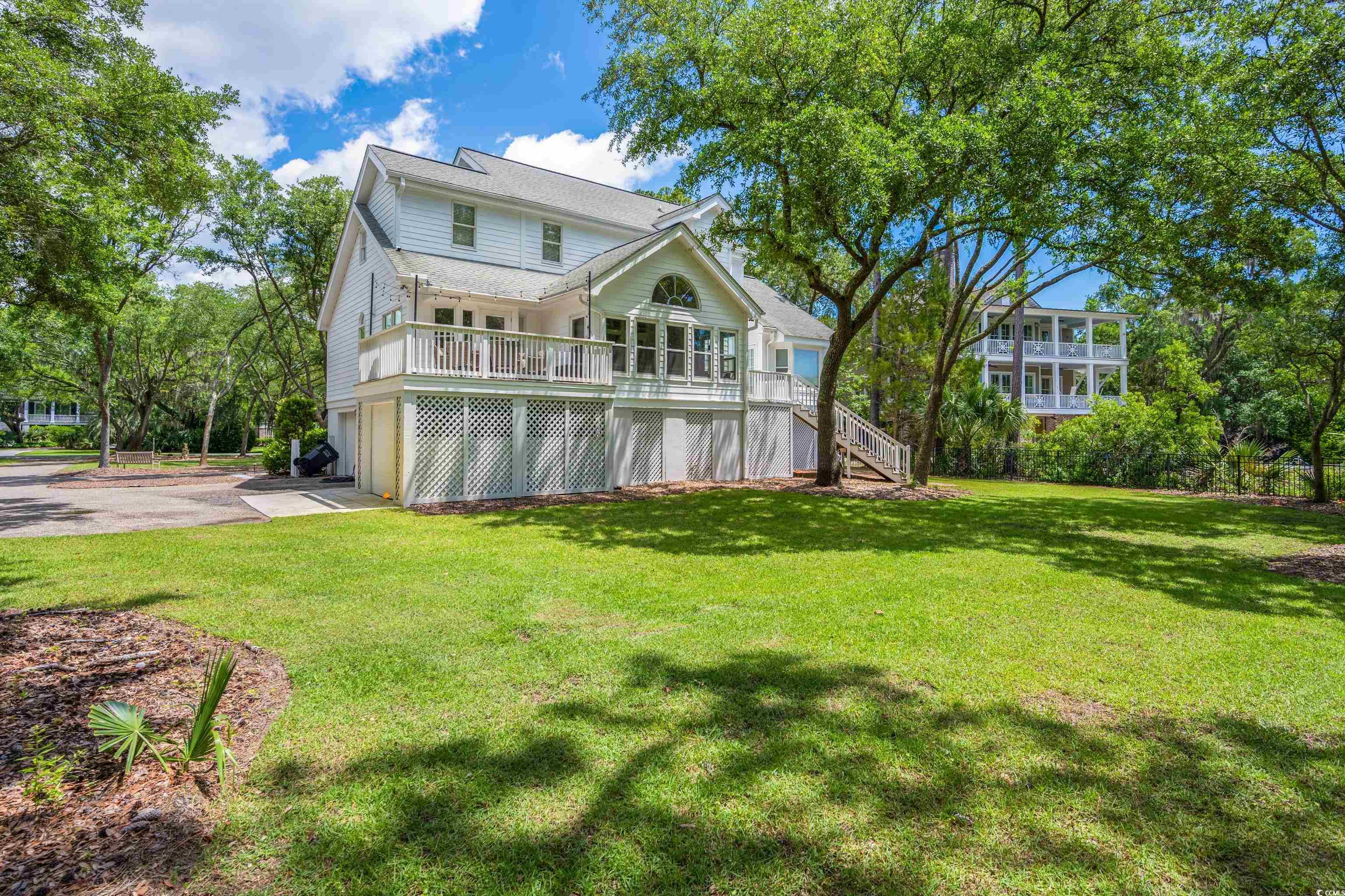 352 Calais Ave.
