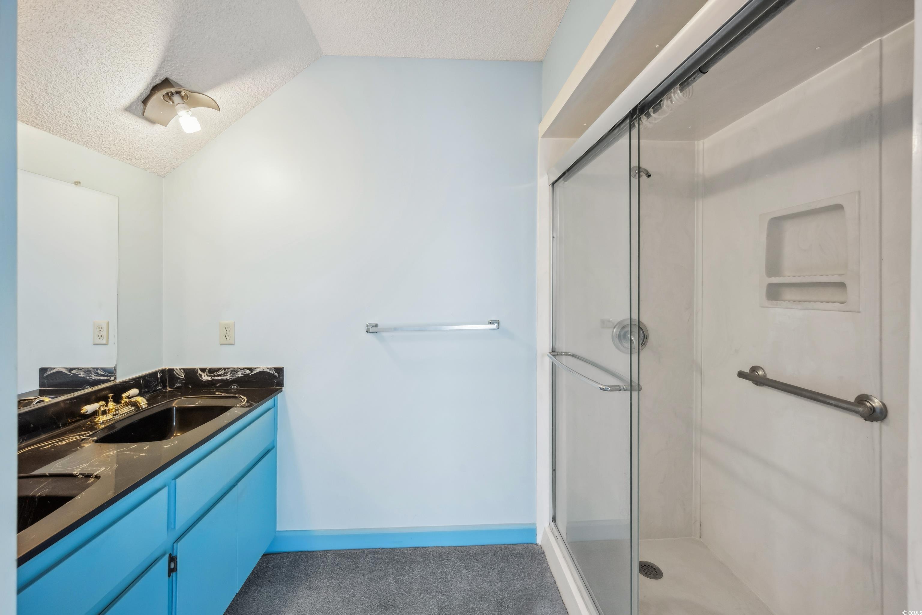 560 Aspen Loop