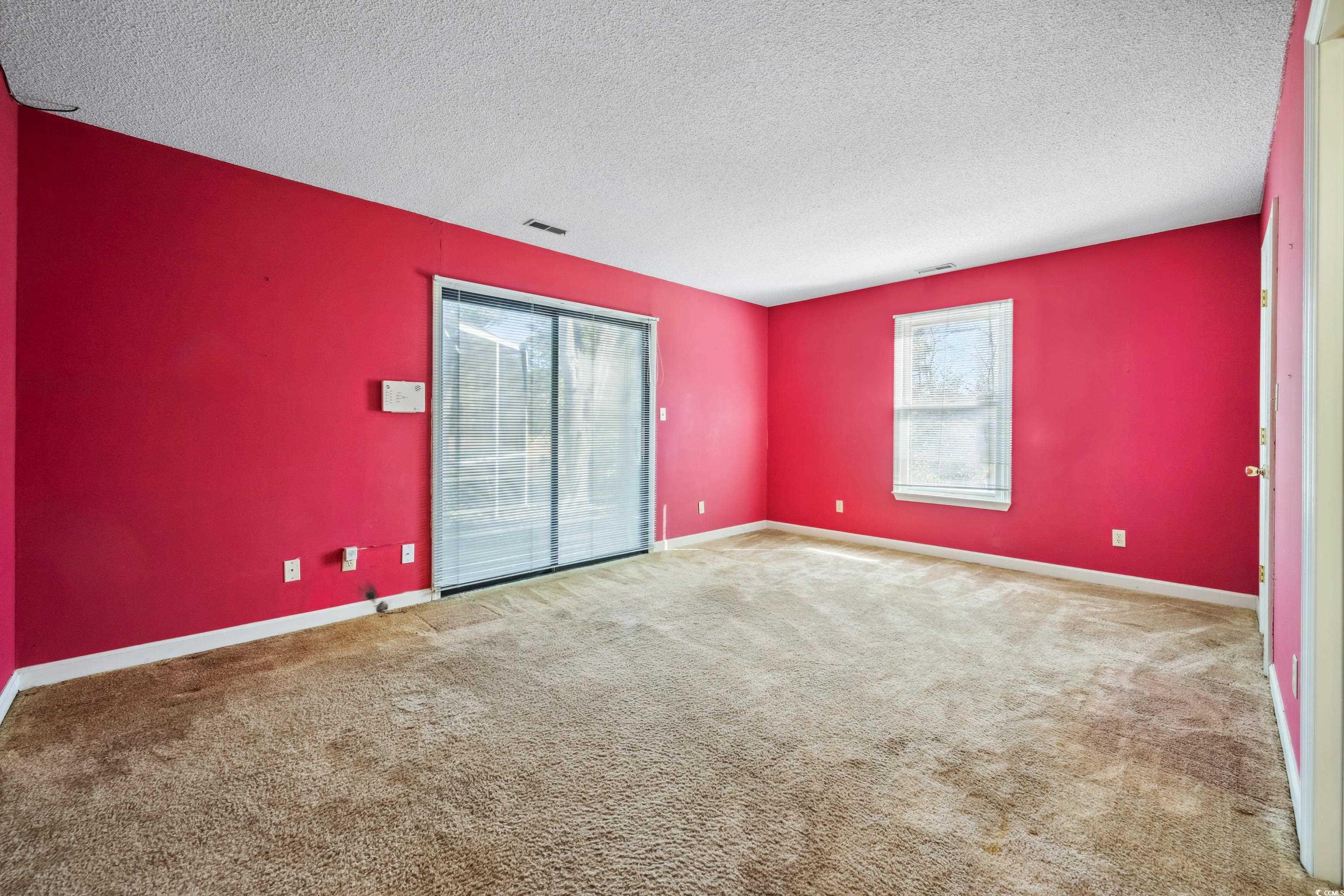 560 Aspen Loop