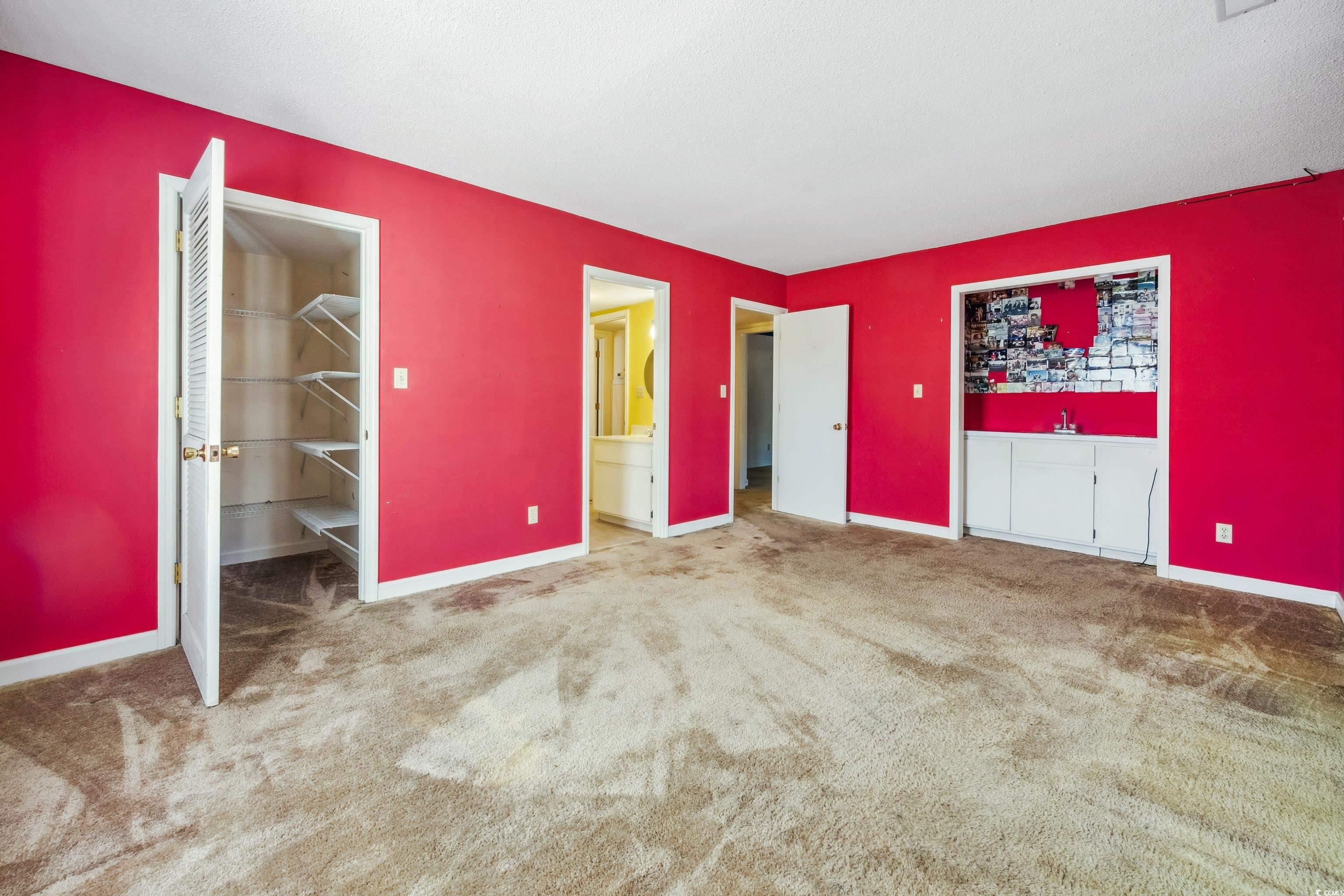 560 Aspen Loop
