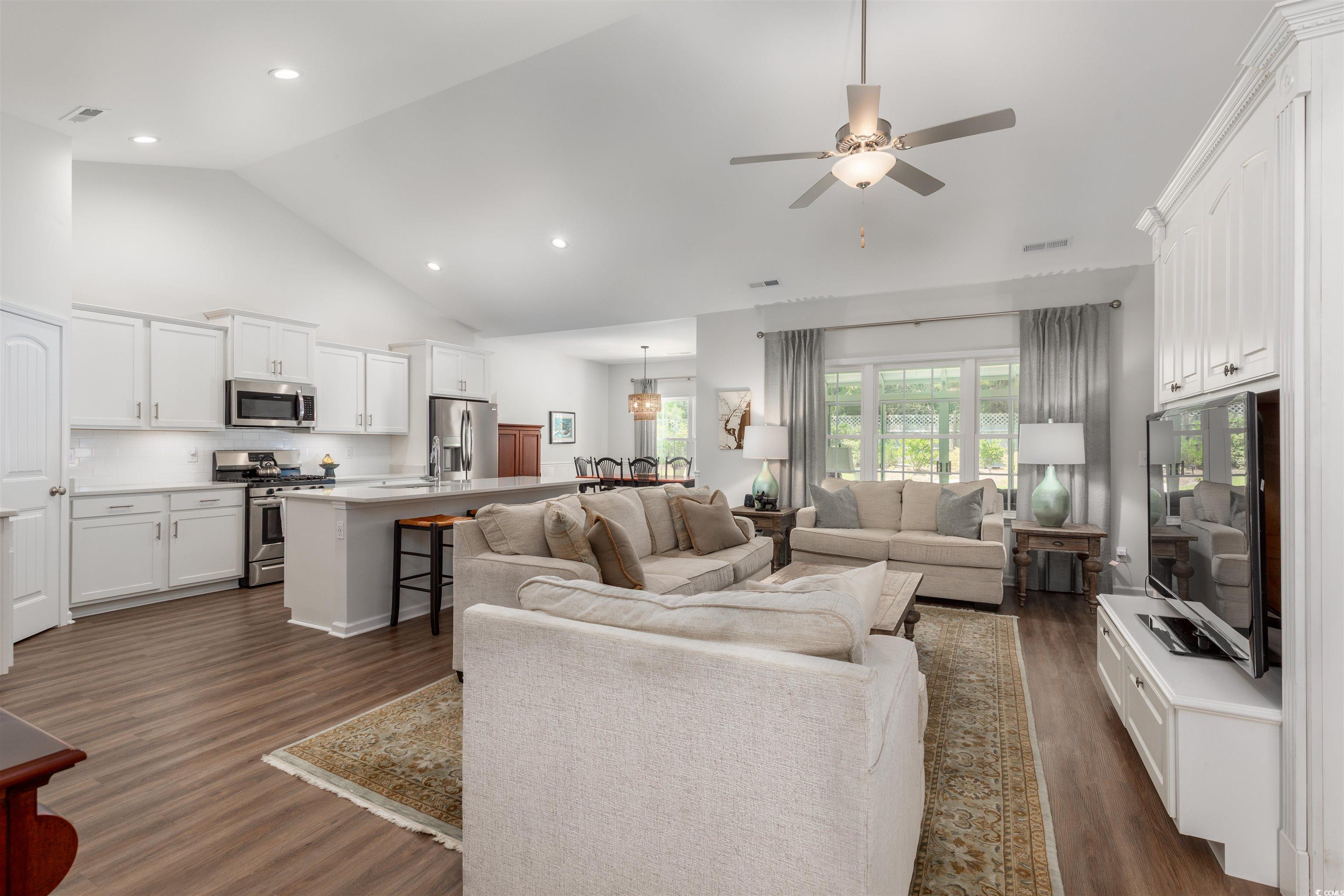 2609 Seaport Circle