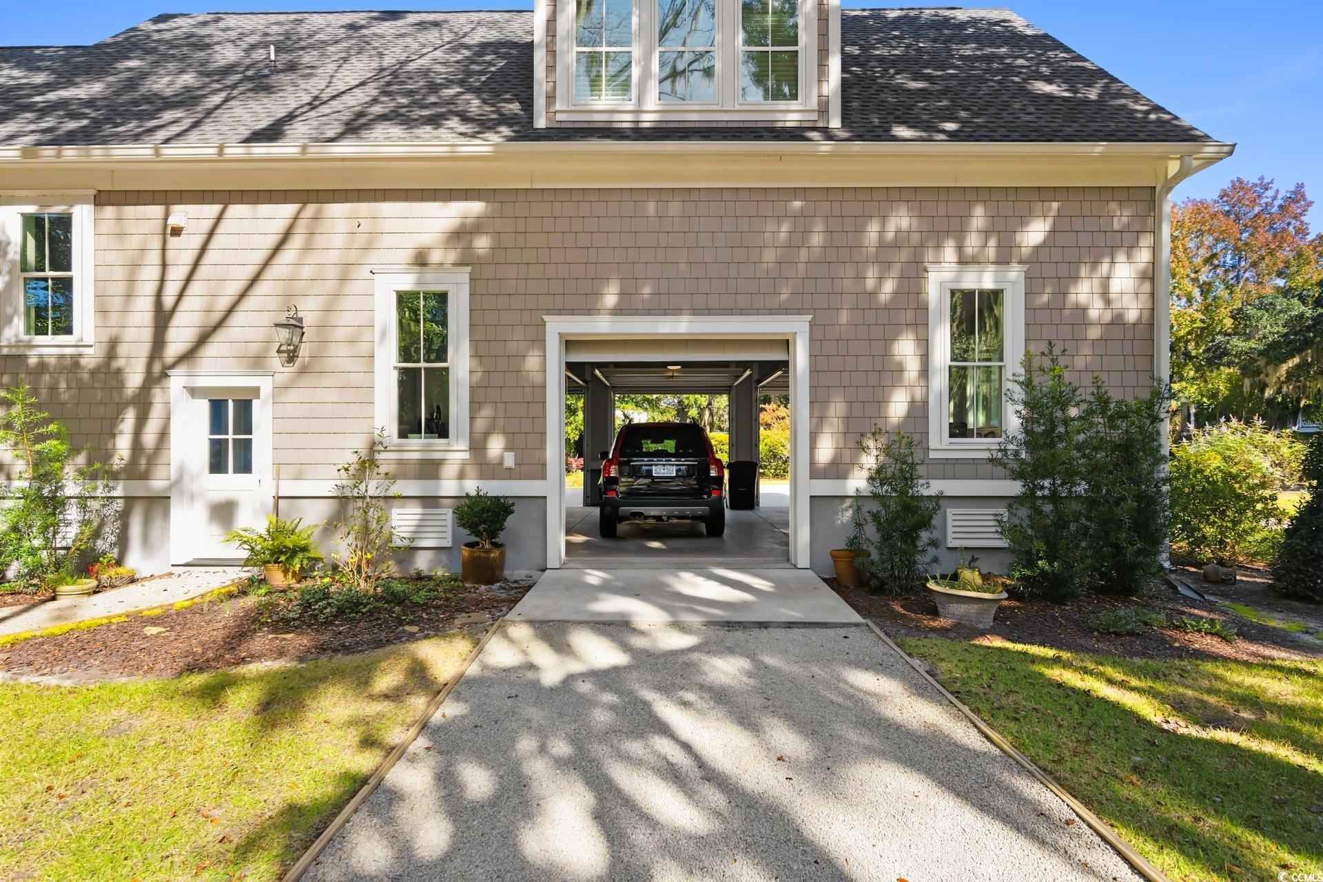 15 Pinckney Rd.