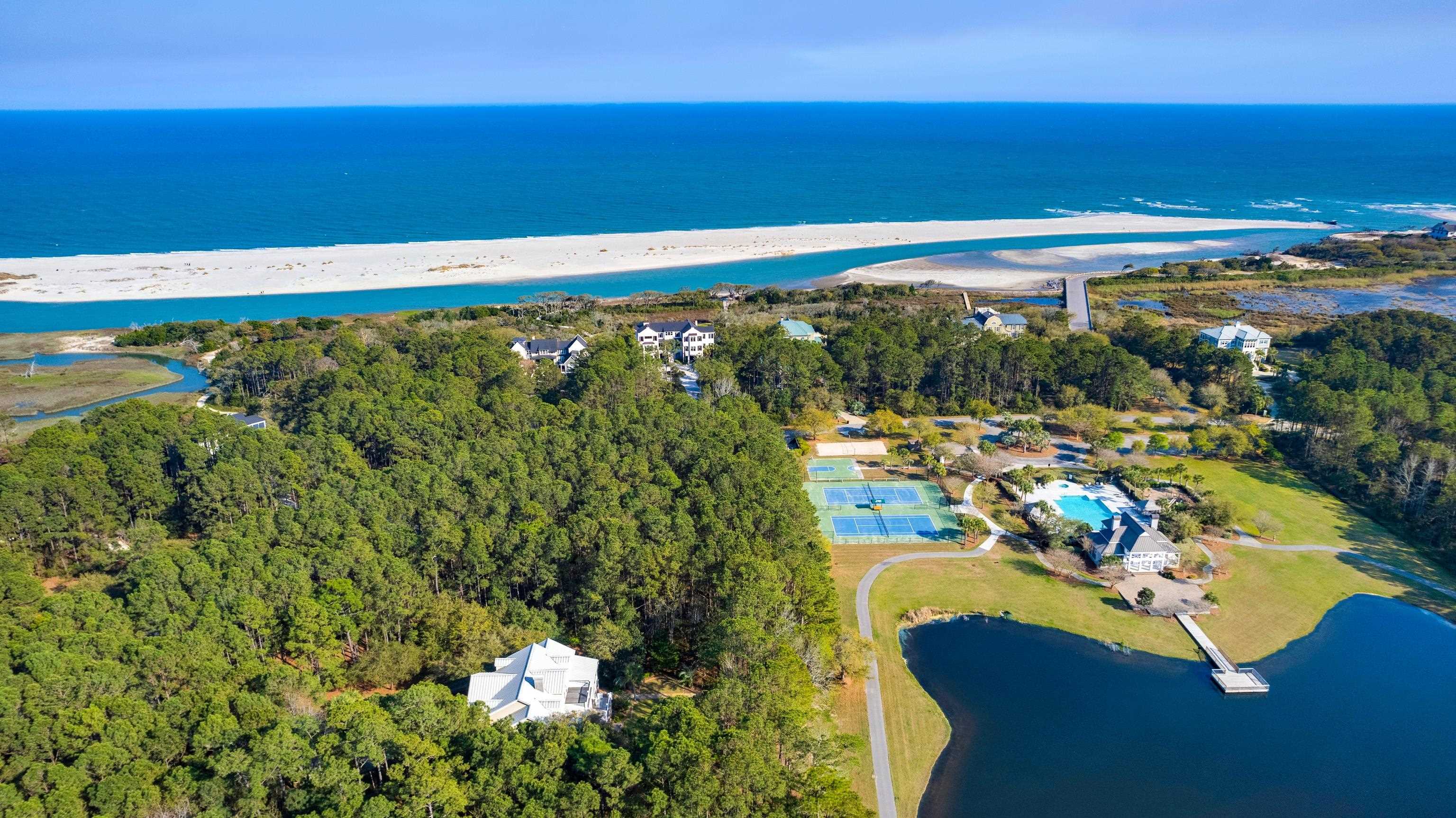 3067 Vanderbilt Blvd.