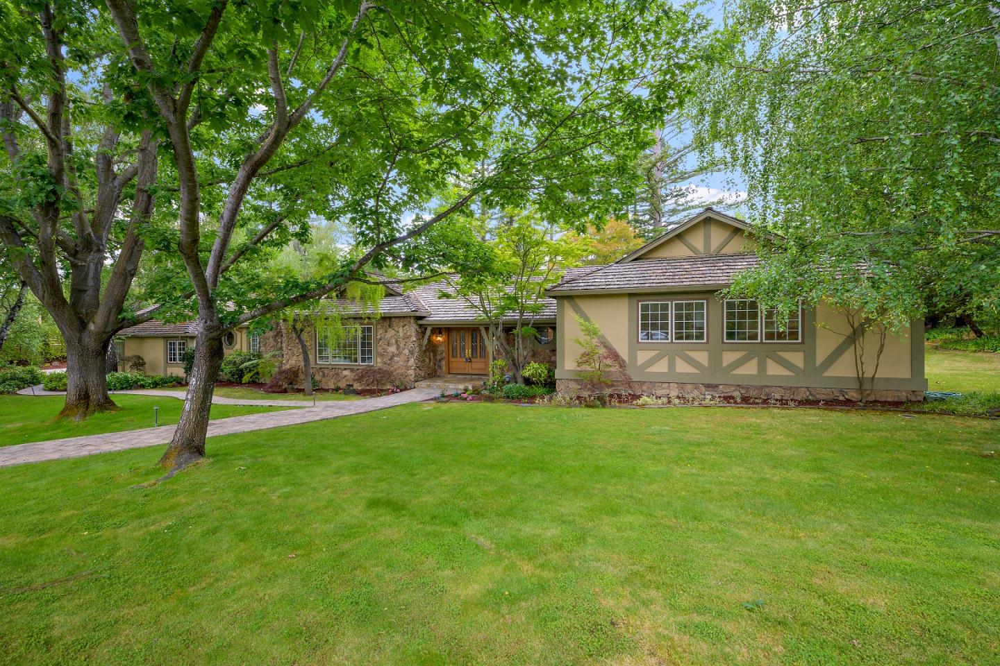 18586 Rancho Las Cimas WAY