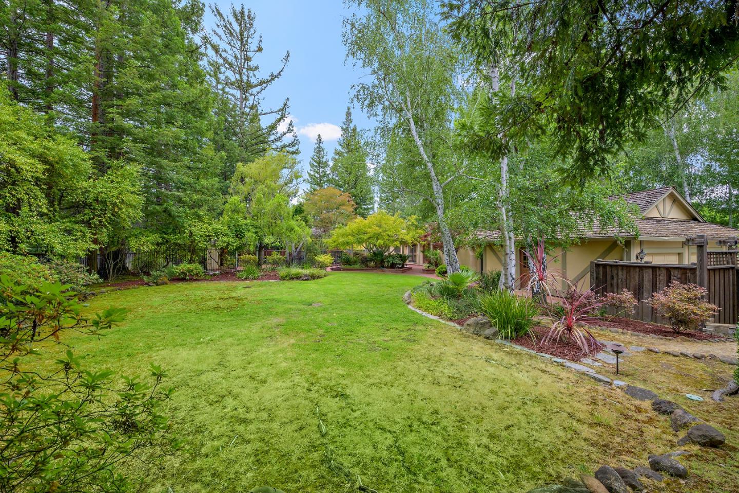 18586 Rancho Las Cimas WAY