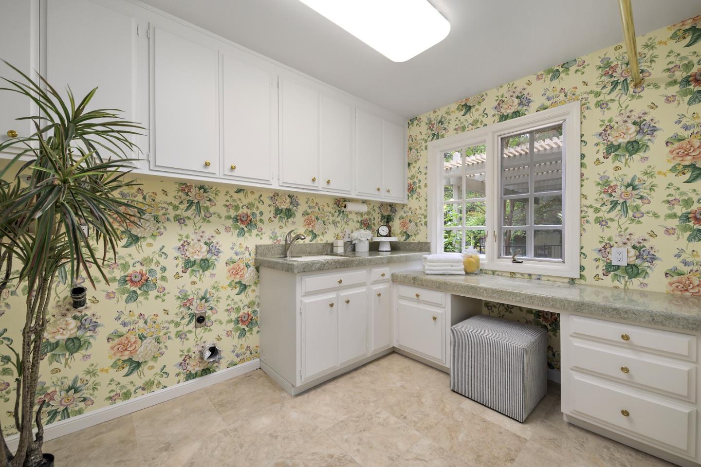 18586 Rancho Las Cimas WAY