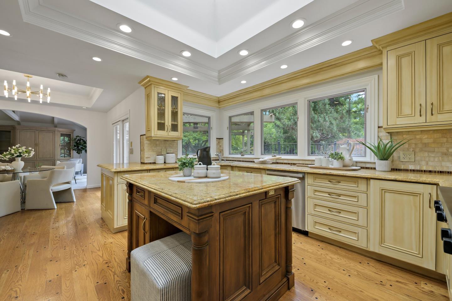 18586 Rancho Las Cimas WAY