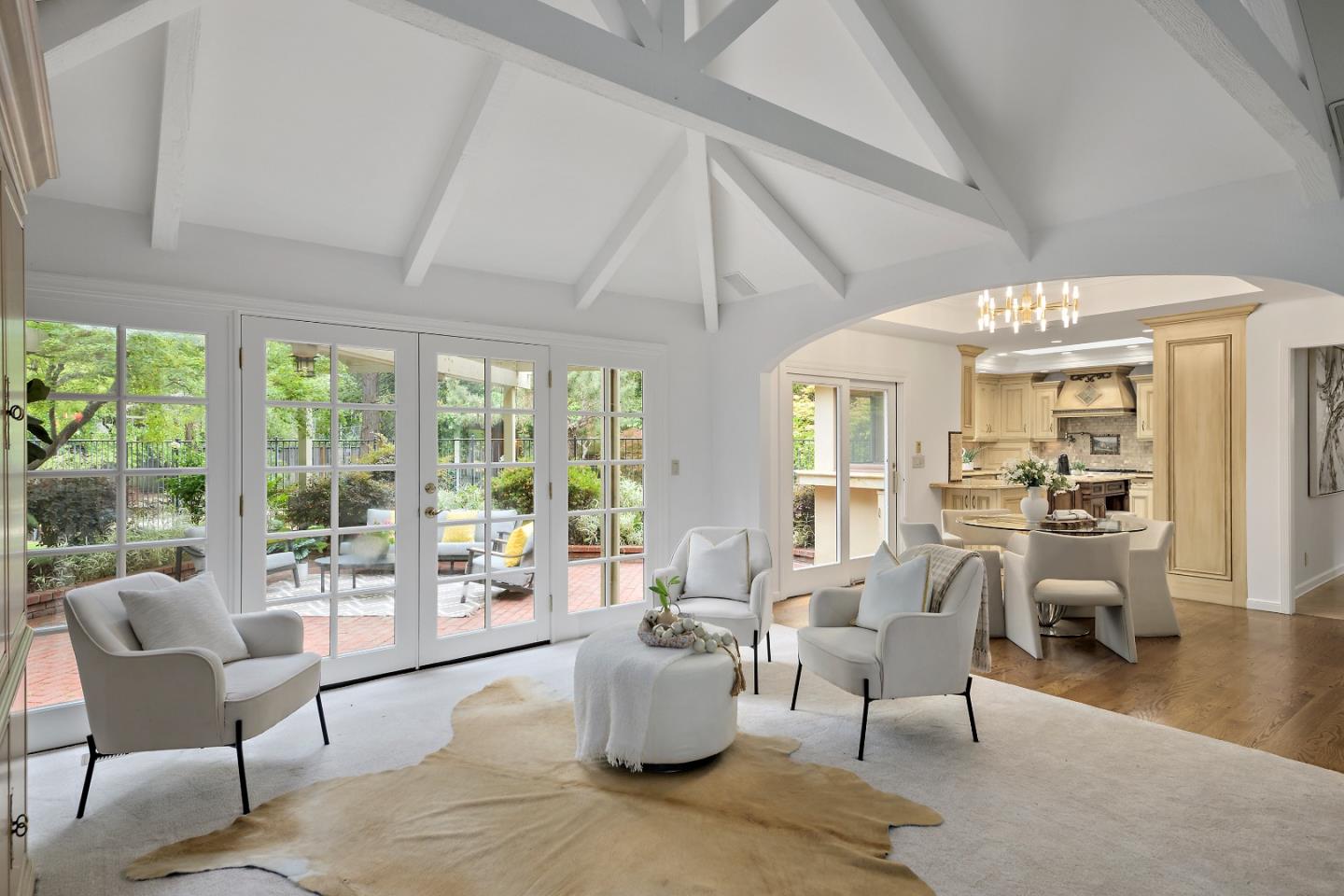 18586 Rancho Las Cimas WAY