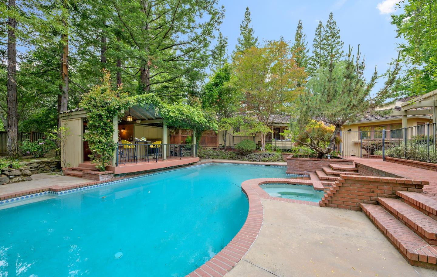 18586 Rancho Las Cimas WAY