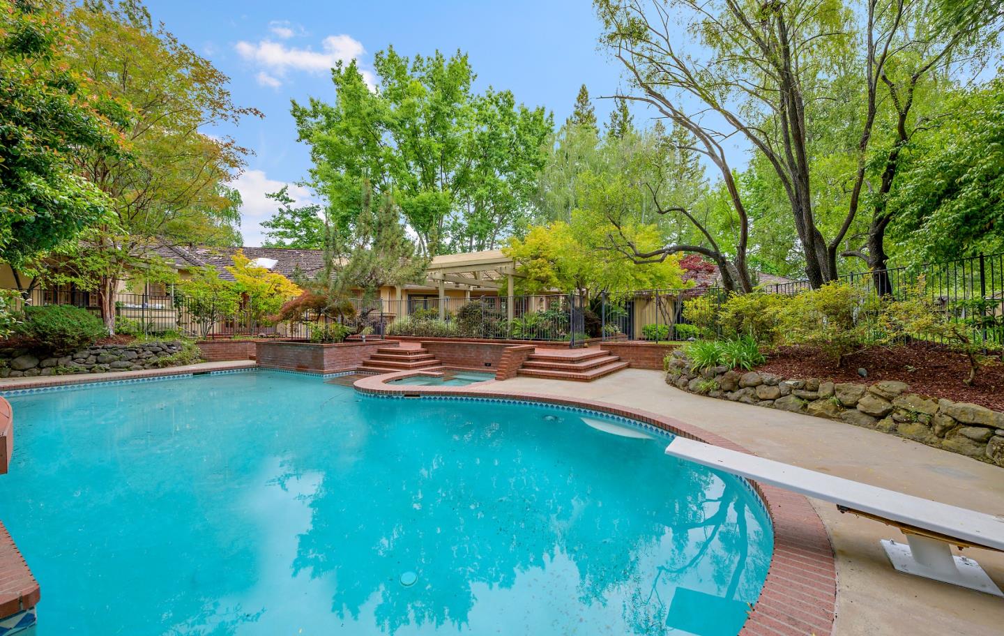 18586 Rancho Las Cimas WAY