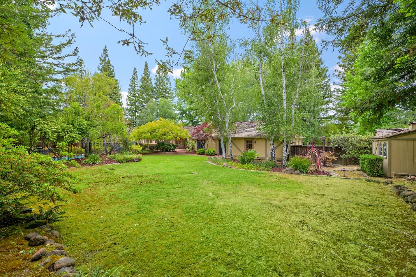 18586 Rancho Las Cimas WAY