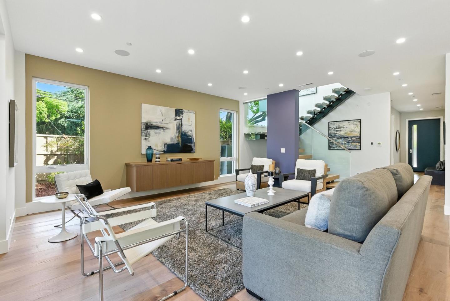2200 Saint Francis Drive