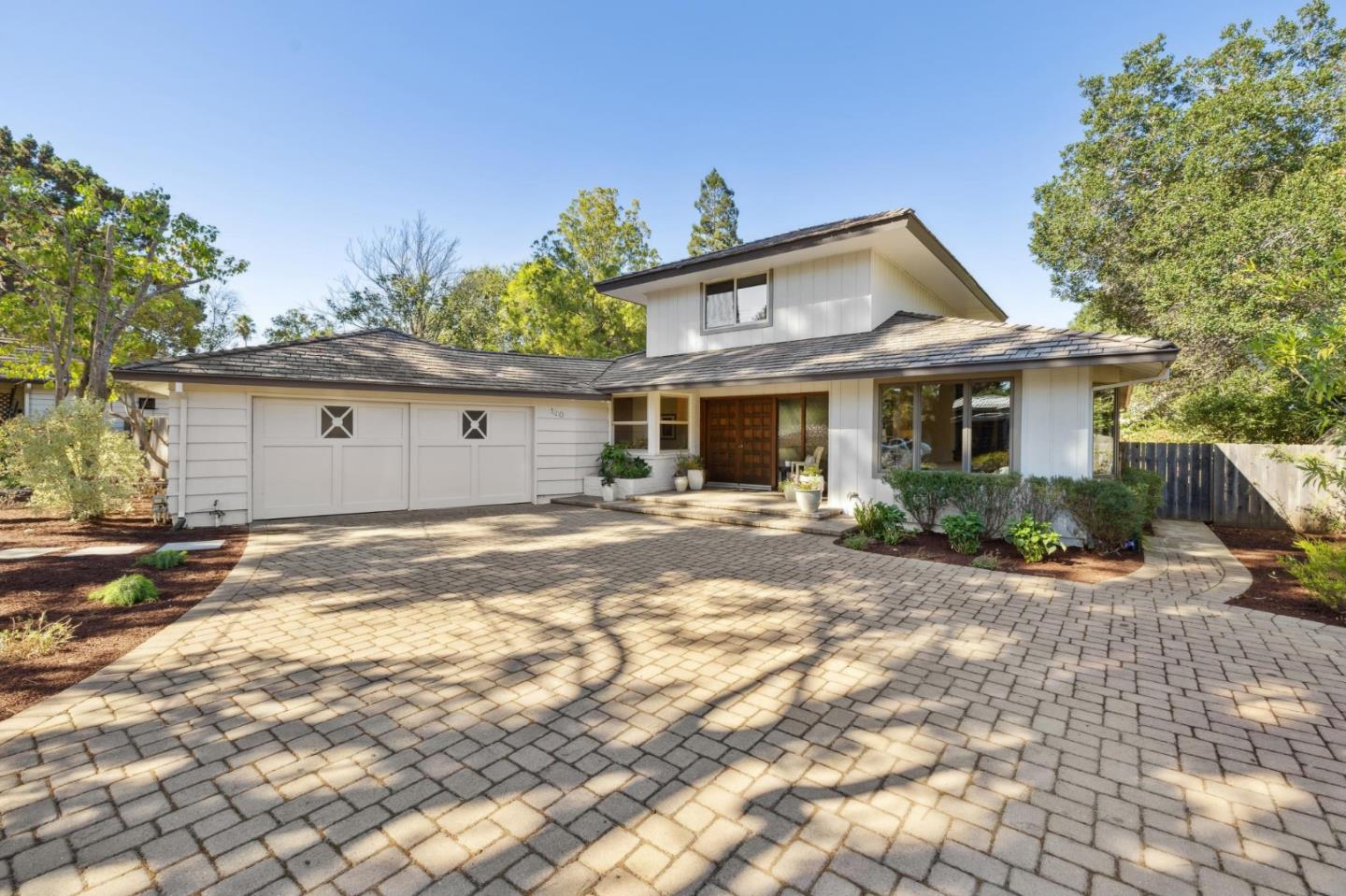 130 Garland Way
