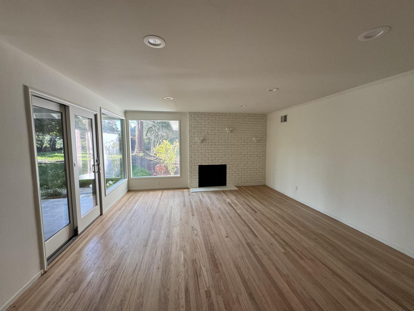 130 Garland Way