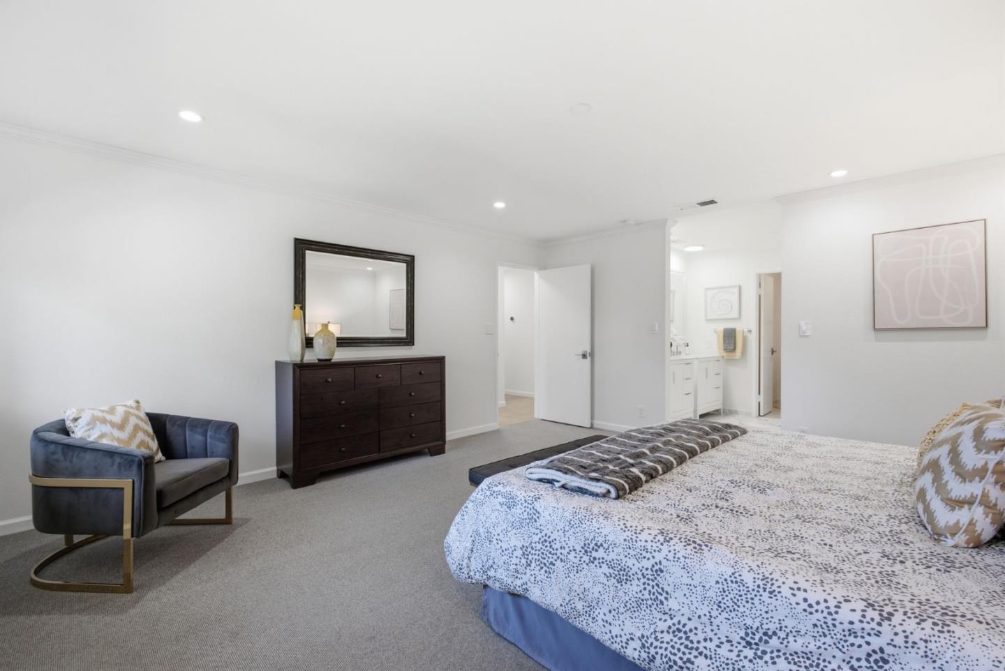 226 West Edith Avenue 33
