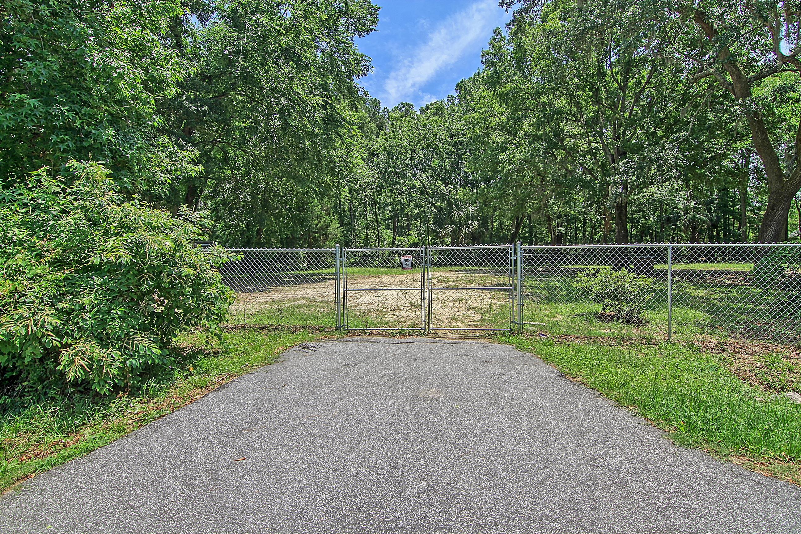 2125 Gulf Drive