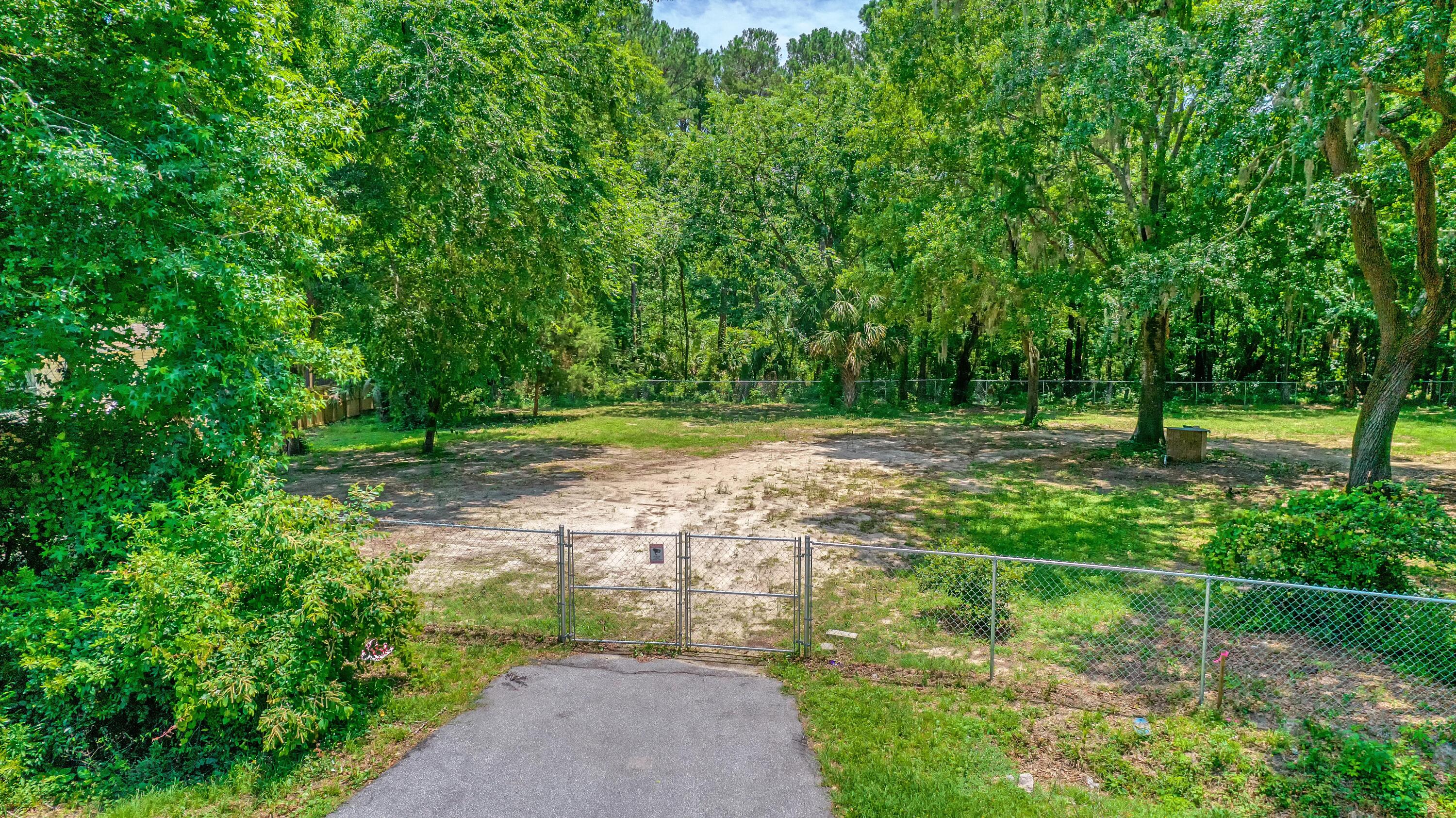 2125 Gulf Drive