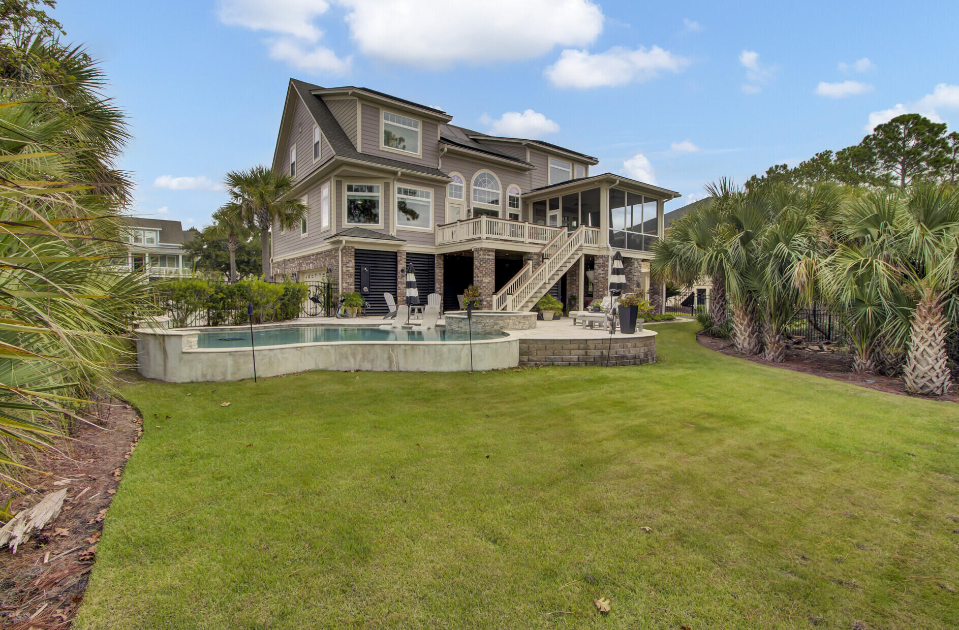 2104 Breezy Point Drive
