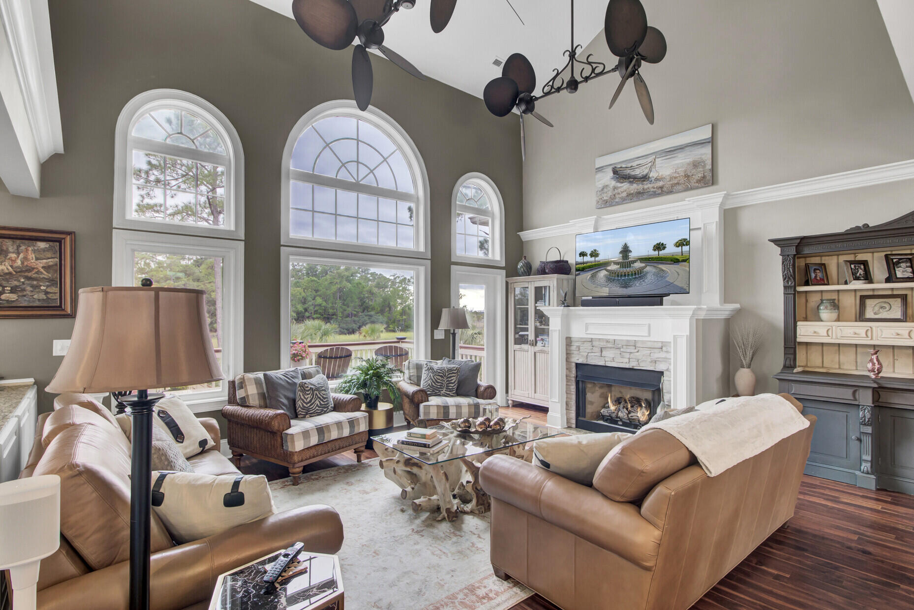 2104 Breezy Point Drive