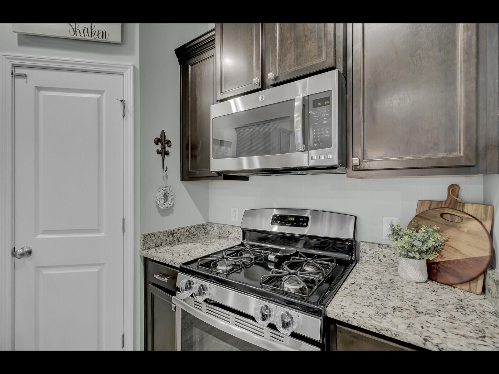 416 Verbena Avenue