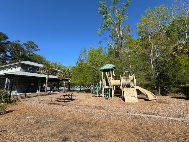 3302 Conservancy Lane