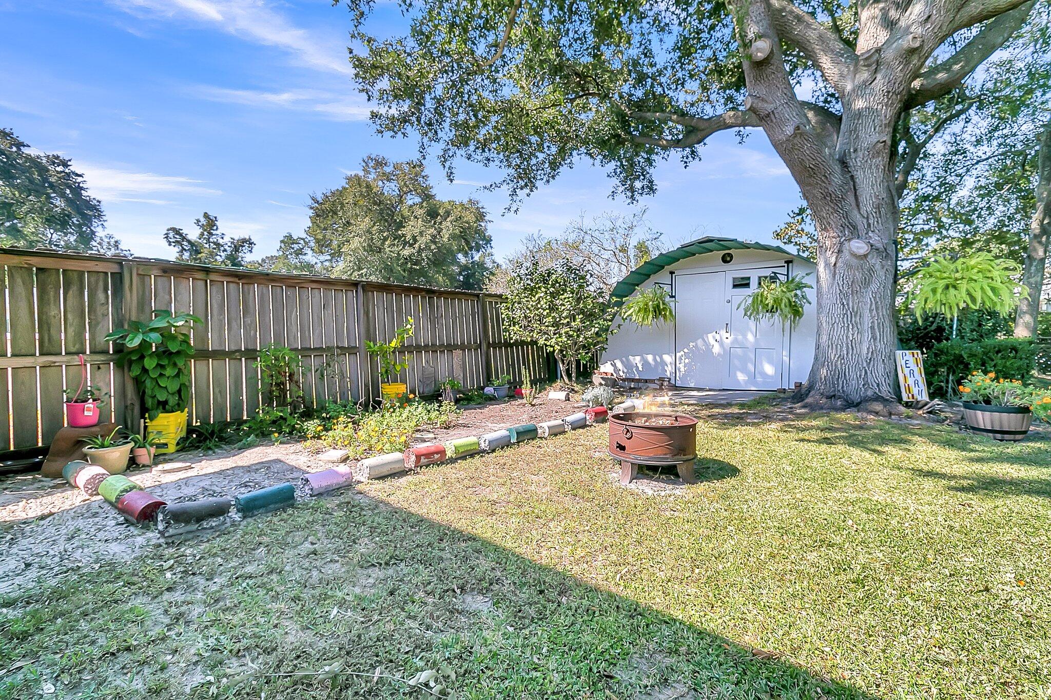 1240 Greenfield Place