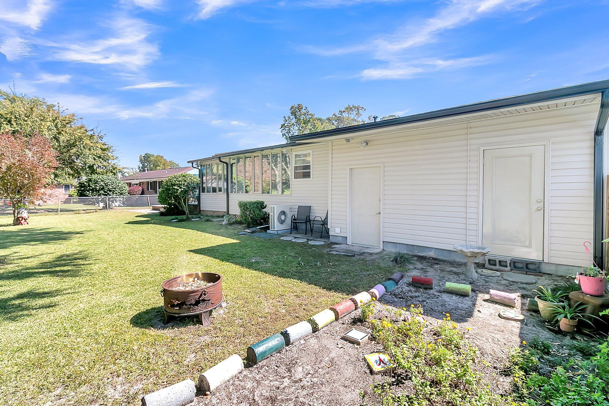 1240 Greenfield Place