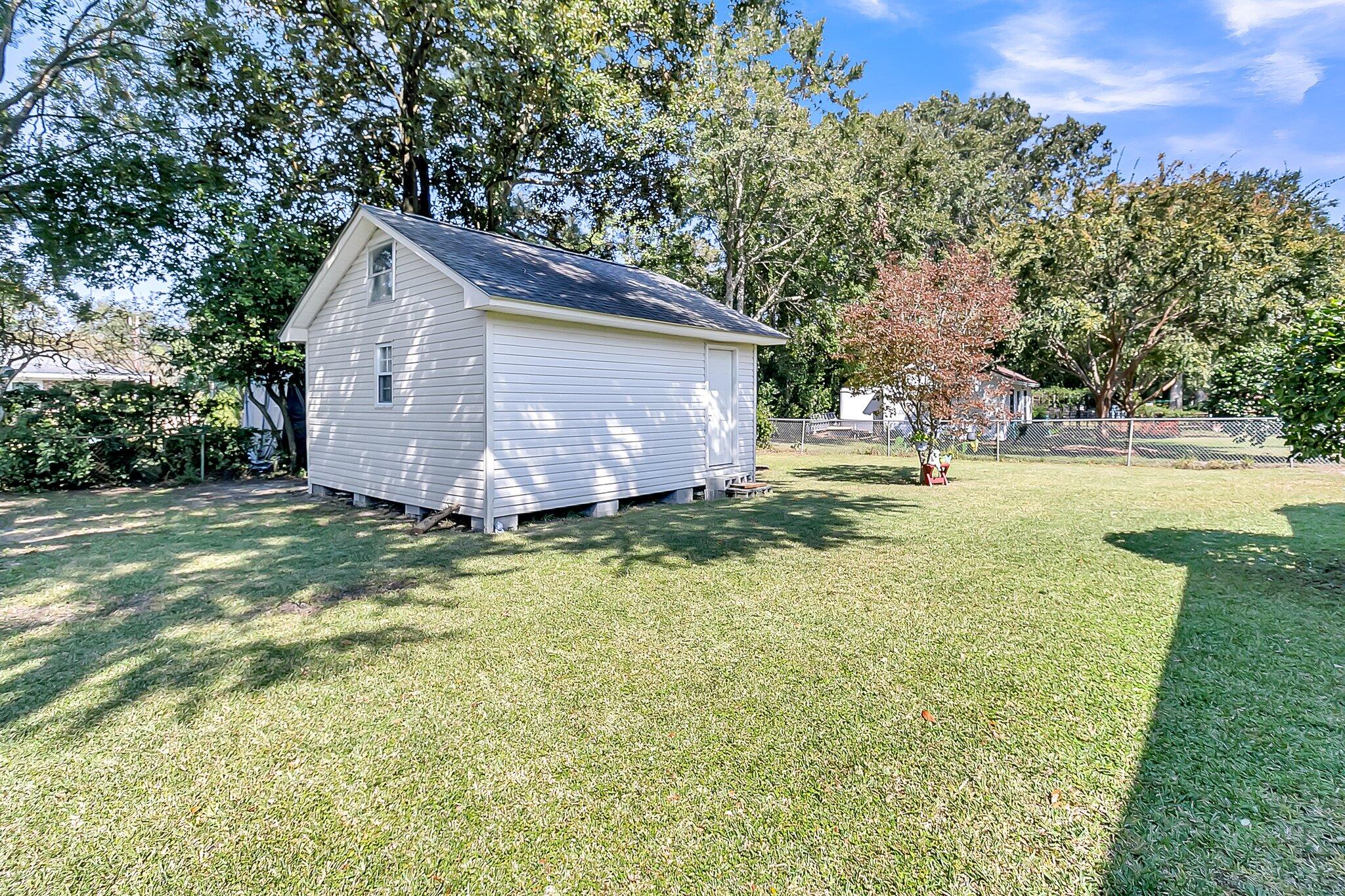 1240 Greenfield Place
