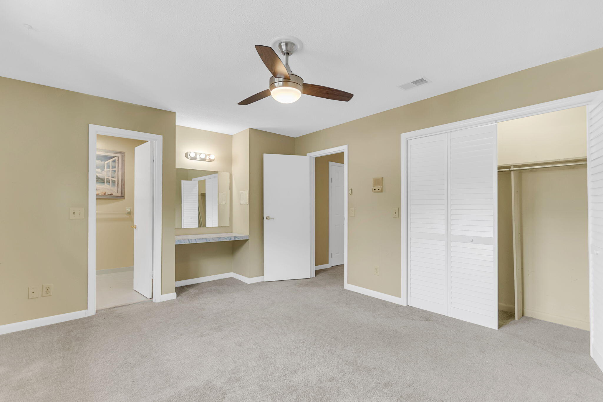 2939 Cathedral Lane