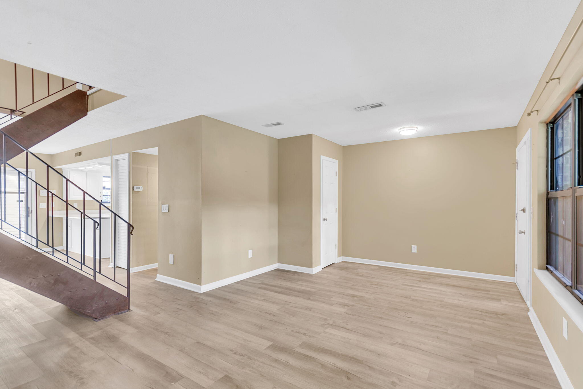2939 Cathedral Lane