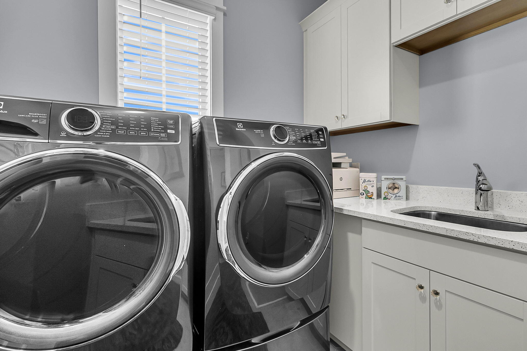 331 Blowing Fresh Drive