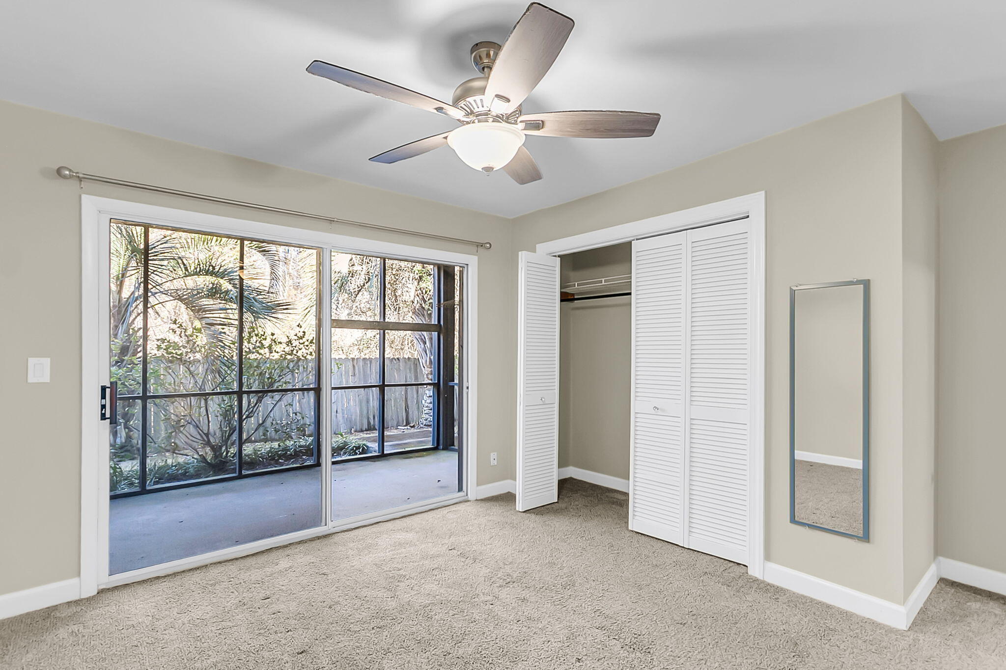 1530 Fort Johnson Road # 1c