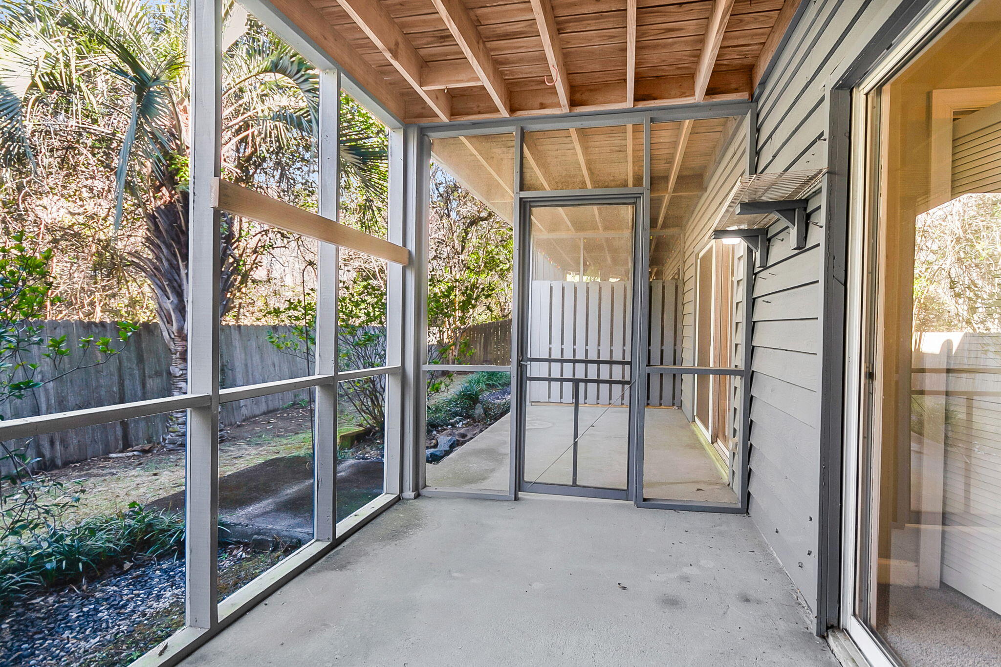 1530 Fort Johnson Road # 1c