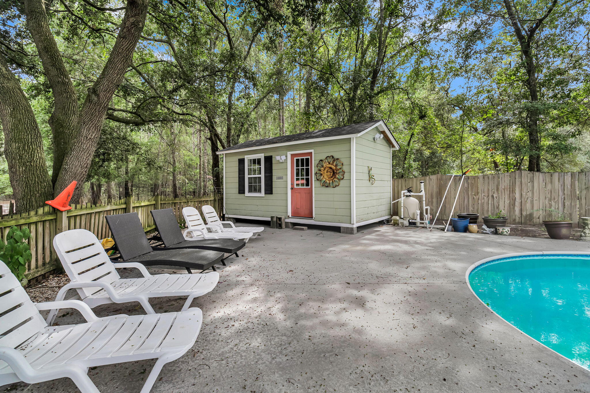 7971 Highway 162
