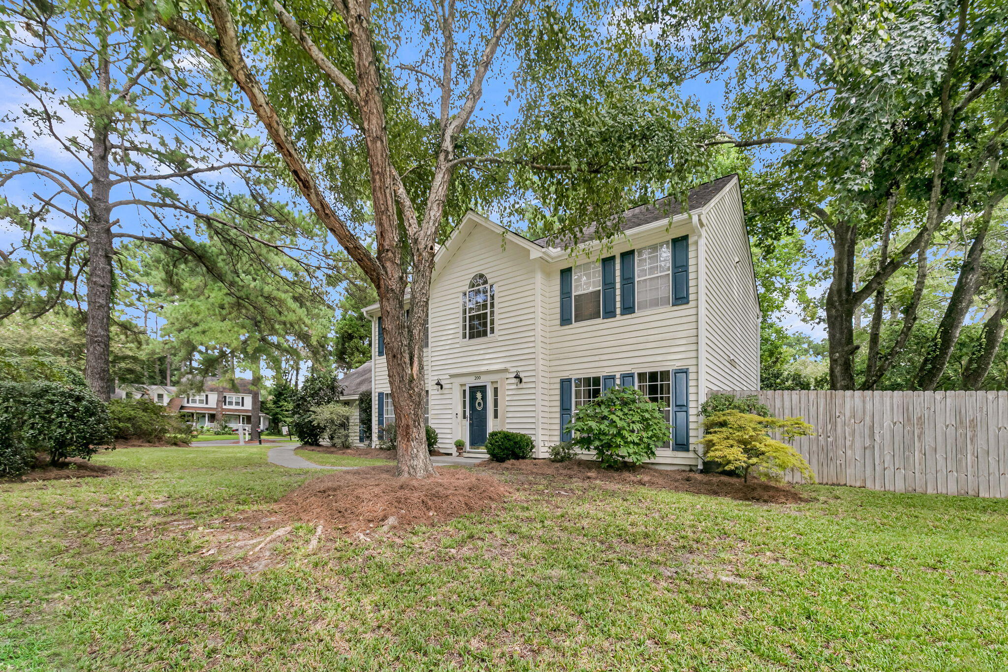 200 Wickford