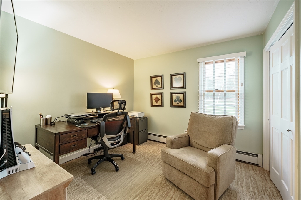 110 Kettle Hole Rd